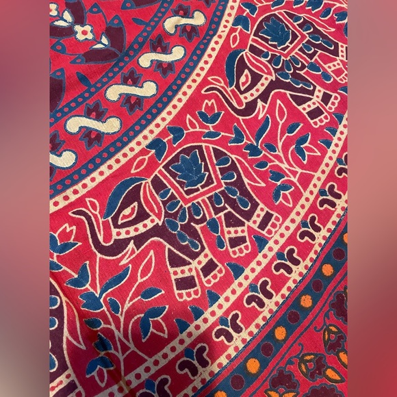 Urban Outfitters Tapestry - Picture 6 of 8